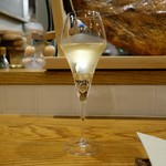 フレンチ食堂 iTToku - （2018/9月）グラス泡