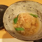 和食堂よこやま - 煮物、海老芋カニ身餡かけ