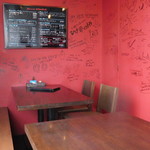 ミサキ イタリアーノ ボッカ - テーブル席