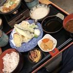 岐阜県のおいしいお酒とお料理 円相 くらうど - 鮎と季節の野菜天ぷら定食（自然薯とろろ付）
            1500円ぐらい ※値段を失念しました