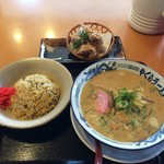 こだわりの　やぐらラーメン - 金やぐらセット（麺＋チャーハン＋唐揚げ）！！