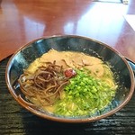 じごいもの豚 - とんこつラーメン