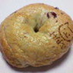 fast-slow food:HARU - ライ麦＆クランベリーベーグル