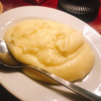 カルネジーオ イースト - 