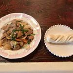 龍華餃子 - レバニラとおまんじゅう(飲茶)