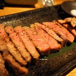 五色 立川南口店 - 和牛ランプ炭火炙り