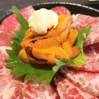 あま屋 - 新鮮な雲丹がトップに鎮座