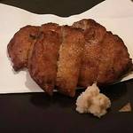 立ち拠り酒場 榮 - 2018.11.10  【煮穴子入り さつま揚げ】 580円