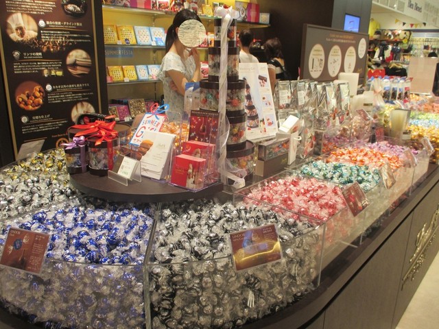 リンツ ショコラ ブティック カフェ 津田沼パルコ店 津田沼 カフェ 食べログ