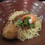 府城食府 - 担仔麵は汁なしで提供されました、このまま食べても汁なし担々麵のようで充分美味しいですよ。
            