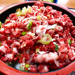 さくら亭 - 馬トロ丼アップ