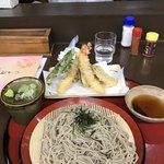 くいしんぼ - 天ざるそば
