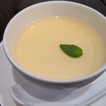 菜香新館 - なめらか杏仁豆腐