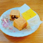 le bouquet - 中には、パイナップルのフィリングがぎっしり。