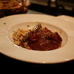 ラ トラットリアッチャ  - ペポーゾ 牛スジ肉の胡椒煮込み