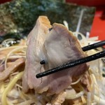 ラーメン 厚木家 - 【2018.10.23】スモーク強めの神チャーシュー‼️