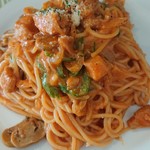 キッチン ポテ - ガーリックチキンのナポリタン