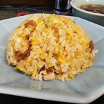 中華料理　龍栄 - 半チャーハンのアップ