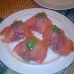 山岸食堂 - スモークサーモンのカナッペ♪