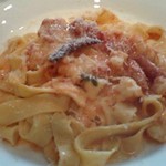 山岸食堂 - エビトマトクリームソースパスタ♪