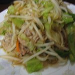 喜心Den心 - 山盛りの肉野菜炒め