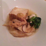 吉岡 - くじらと厚揚げの炊き合わせ