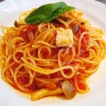 エミリー・フローゲ - ('11/8)しめじとﾓｯﾂｧﾚﾗﾁｰｽﾞのﾄﾏﾄｿｰｽ