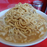 ラーメン二郎 - スープを吸ってくる