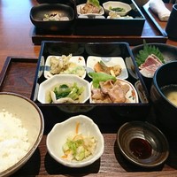 ダイナミックキッチン＆バー 響  新宿サザンタワー店 - 