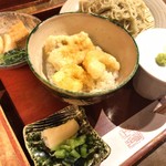 鄙いまとみ - 本日のオススメランチ
            あなごと海老天丼とそば
            限定20杯 ¥1500