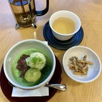 茶房桂小場 - 濃厚抹茶プリン(¥510) 凍頂烏龍茶(1人用)(¥460)