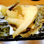 うまい寿司と魚料理 魚王KUNI - カレイの唐揚げ