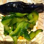 割烹 未能一 - 胡瓜と茄子の自家製漬物
