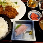 蔵八 - ホタテとヒレカツフライの定食(日替わり定食)