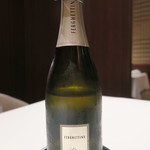 ラ ソスタ - 30年11月　Ferghettina Franciacorta Saten 2010