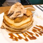 96320047 - ①アップルパイパンケーキ1700円