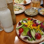 Uguisu Sakaba - ハムピラフのセットのサラダ