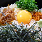 四季亭 - 【うにご飯（炊込）　１５８０円】