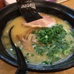 久留米ラーメン 初代 よかろうもん - 