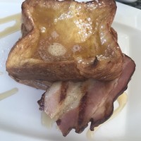 R restaurant & bar - 