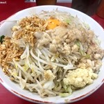 汁無し+ラーメン豚２枚 「ニンニクアブラ」(810円)