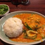 タイの食卓 クルン・サイアム×アティック× - タレー・パッポンカリー