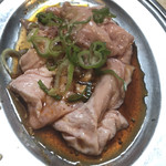 炭火焼肉 丸三 - 生ホルモン