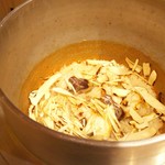 御料理 古川 - 羽釜で炊かれた松茸ご飯