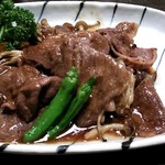 仁亭 - 黒毛和牛とシメジの生姜焼き
