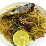 お座敷ダイニングカフェ 醍醐 - 秋刀魚ときのこのペペロンチーノ！