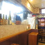店内はこぢんまりとした感じ
