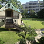 ルアン 神戸迎賓館 - テラス席からの眺め（ウエディング用の教会）