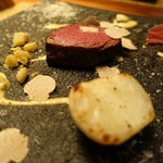 長谷川 稔 - 神戸牛ランプ すき焼き割り下ステーキ 栗ボナーラのソース仕立て