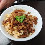 東門文昌雞飯 - 雞滷飯